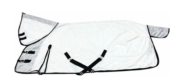 WHITE WATERPROOF HORSE SHEET WITH NECK – RAIN PROTECTION