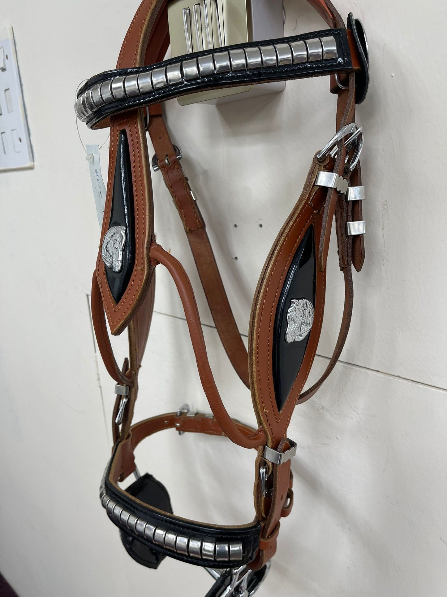 Tan & Black Heavy Show Bridle with Matching Braided Lead Rope Set